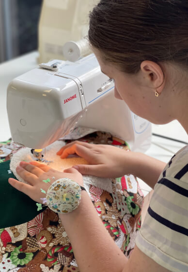 Sew on School Holiday: Christmas T-Shirt and Candle Magic