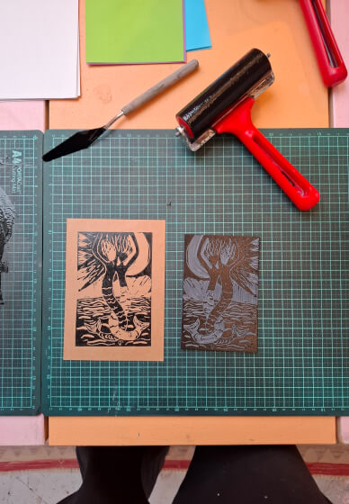Signs of the Zodiac Lino Print Class