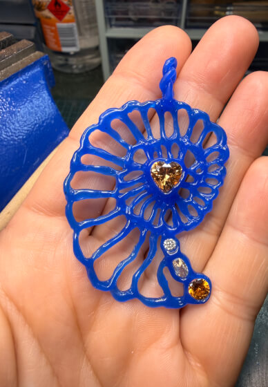 Sip and Jewellery Making Workshop