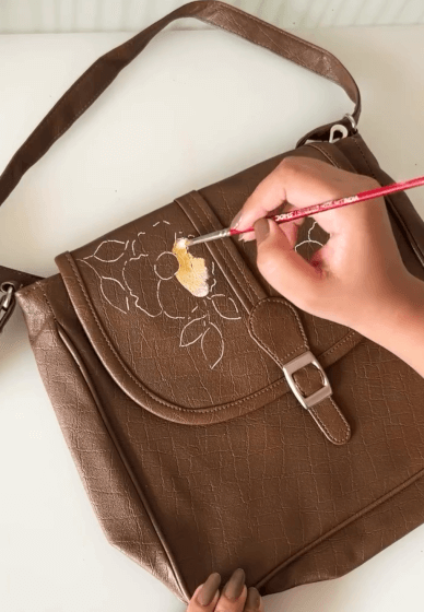 Sip and Paint a Bag Workshop