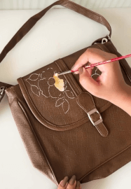 Sip and Paint a Bag Workshop