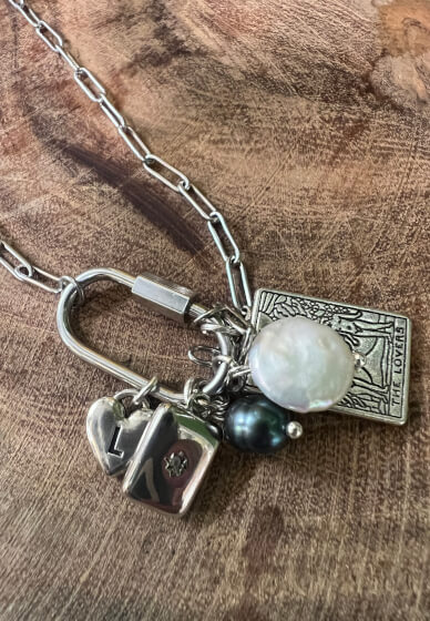 Sip and Pearl Jewellery Making Class