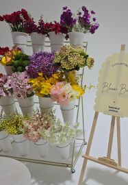 Sip and Stem Floral Arranging Class