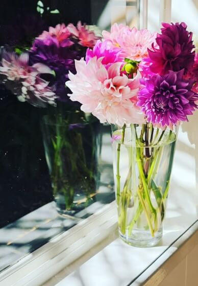 Spring Blooms Acrylic Painting Workshop