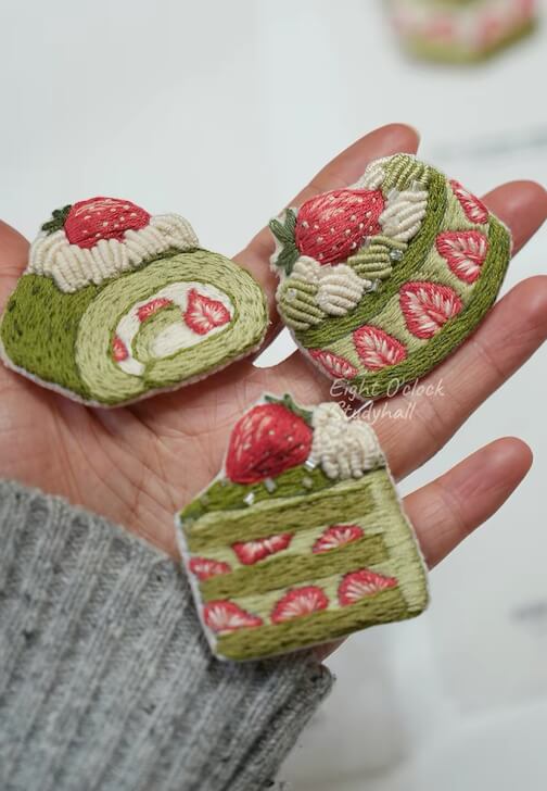 Strawberry Cake Brooch Embroidery Class