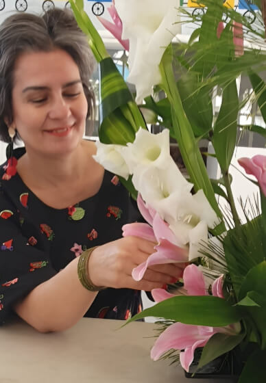 Tall Vase Arrangement Workshop