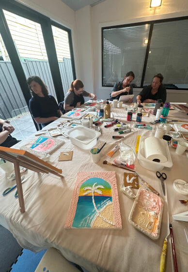 Textured Paint and Sip Class: Palm Trees