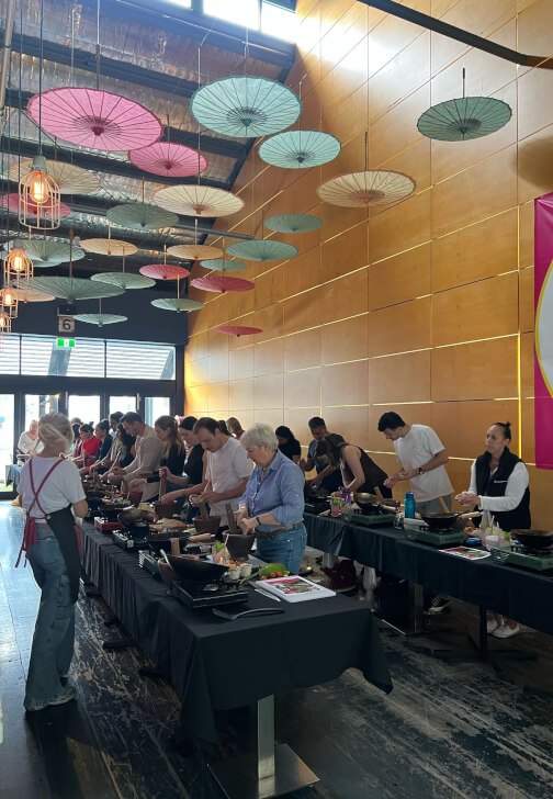 Thai Cooking Master Class: Green Curry Prawns and Thai Roti