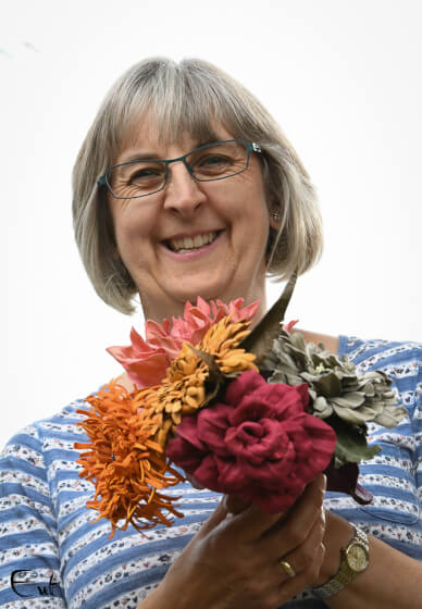 The Art of EVA Foam Flowers Workshop