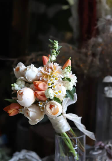 The Art of the Bridal Bouquet: A Hands-On Workshop