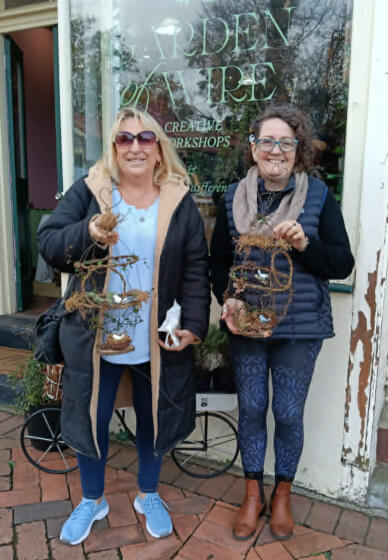 The Botanical Birdcage Workshop