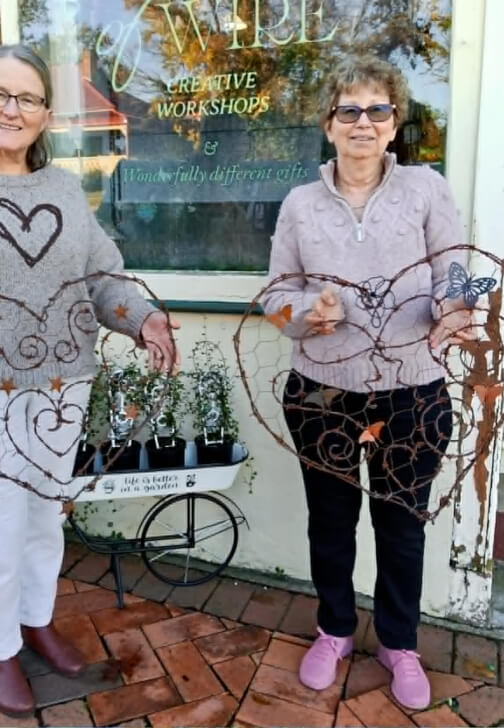 The Embellished Heart of Wire Workshop