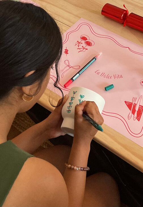The Flower Vase Bar Workshop: Paint, Sip and Style