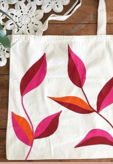 Tote Bag Paint and Sip Class