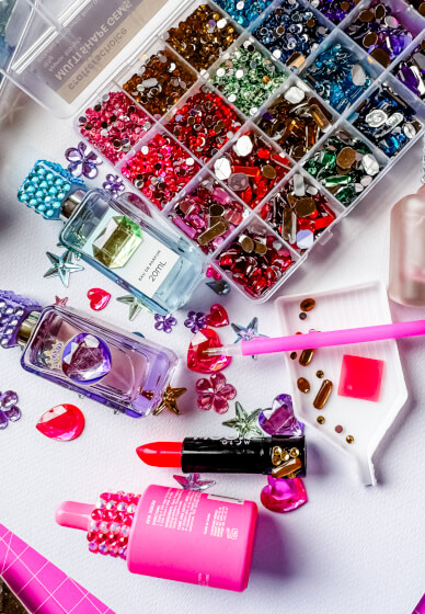Tween and Teen Craft Workshop: Bring It, Bling It, Bedazzle It