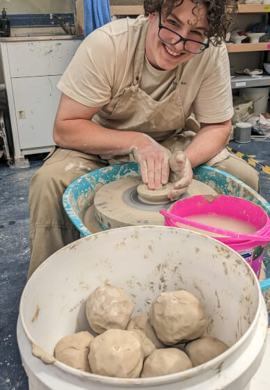 Unwind with Clay Taster Class