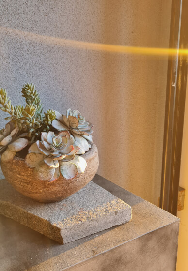 Upcycled Modern Rustic Aged Vase Workshop