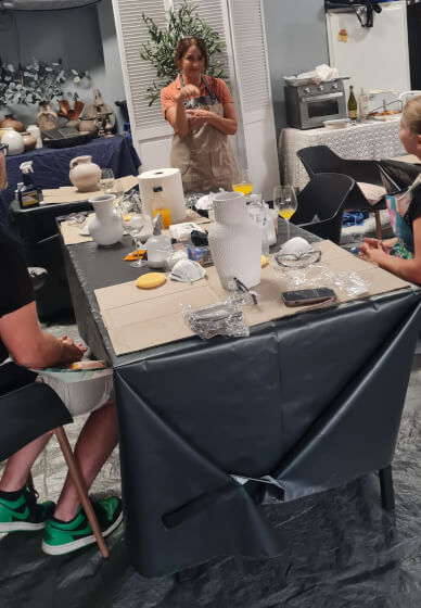 Upcycled Modern Rustic Aged Vase Workshop
