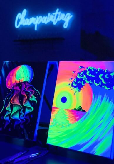 UV Glow in the Dark Paint and Sip Workshop