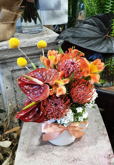 Vase Flower Arrangement Workshop: Create, Style and Bloom