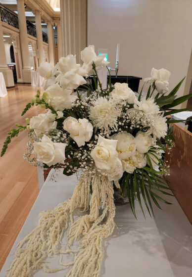 Vase Flower Arrangement Workshop: Create, Style and Bloom