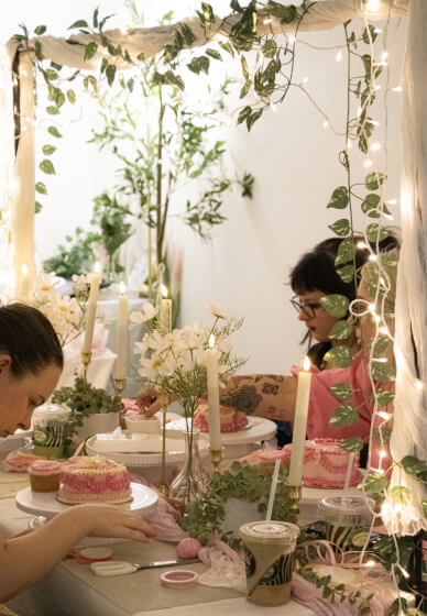 Vintage Cake Decorating Class