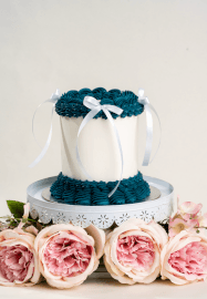 Vintage Cake Decorating Class