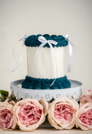 Vintage Cake Decorating Class