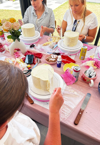 Vintage Cake Decorating Class