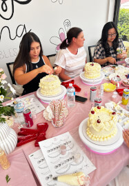 Vintage Cake Decorating Class