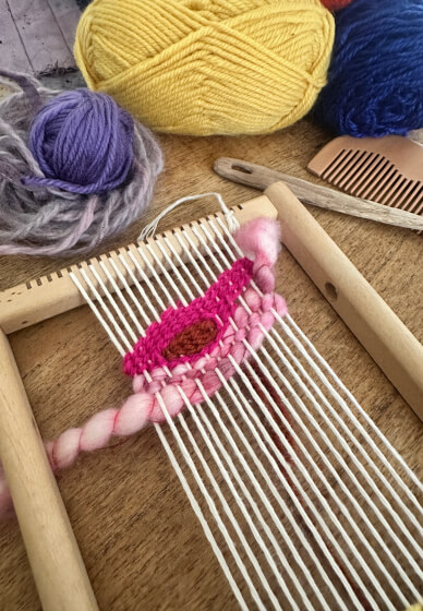 Freestyle Loom Weaving Workshop: Mini Wall Hangings