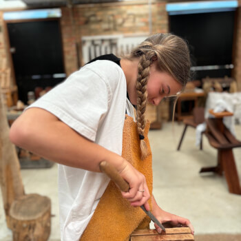 Using the vise
