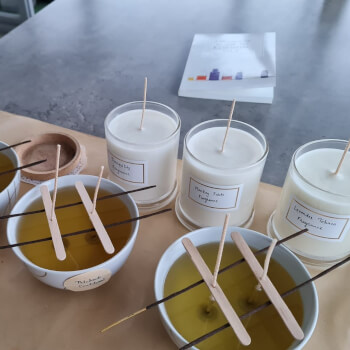 Make your own fragrance Candle