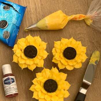 Sunflower Cupcake