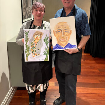 Reveal, admire, snap and share