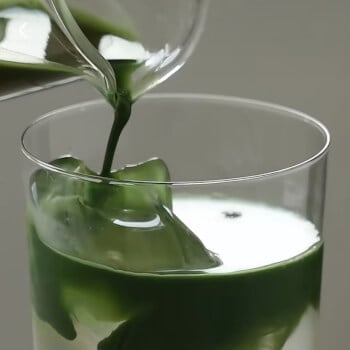 Read option and whisk a ‘matcha espresso’