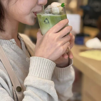 Enjoying your iced matcha drink