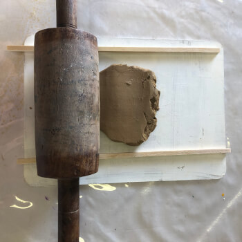 Roll clay