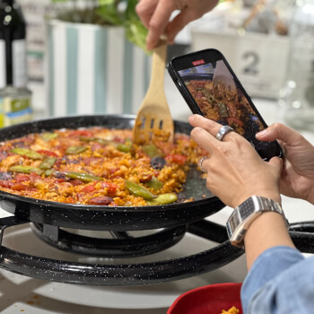 Discover the Secrets of Paella