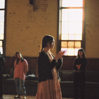 Lisa Teaching the rounds