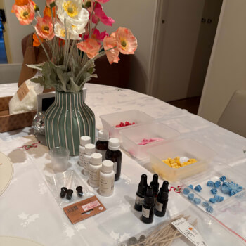 Fragrance and colour 