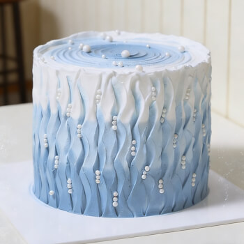 Decorate a Three Colour Smooth Finish Cake