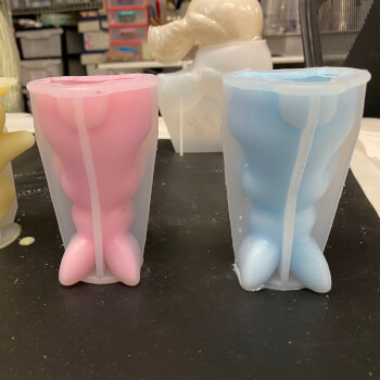 Pastel Bunnies in Mould Back view