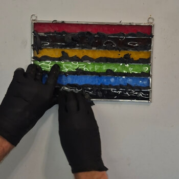 Add putty to leadlight