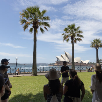 3. Finish at the base of the Sydney Harbour Bridge