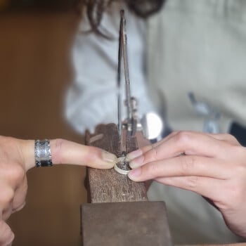 Shape & Cut Your Ring