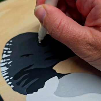 Follow an easy painting process