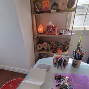 Hay Zen Studio 