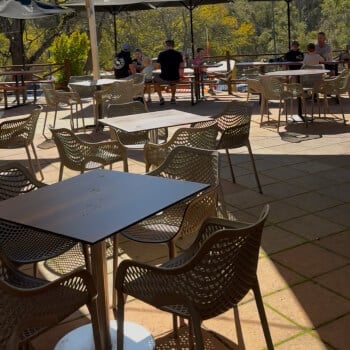 Relax & Enjoy lunch 
