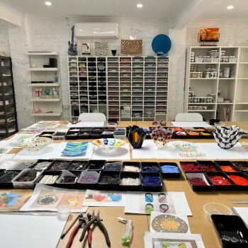 First you will get an overview on glass fusing